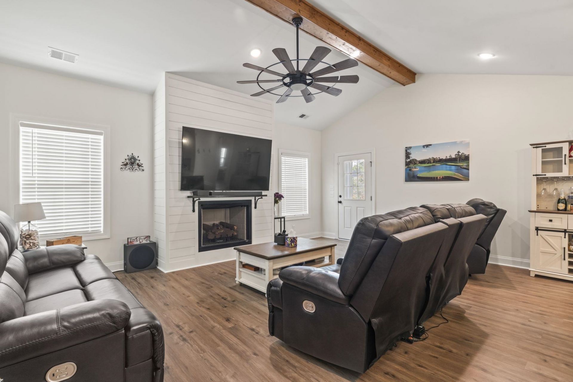 207 Putney Ct. Photo 16