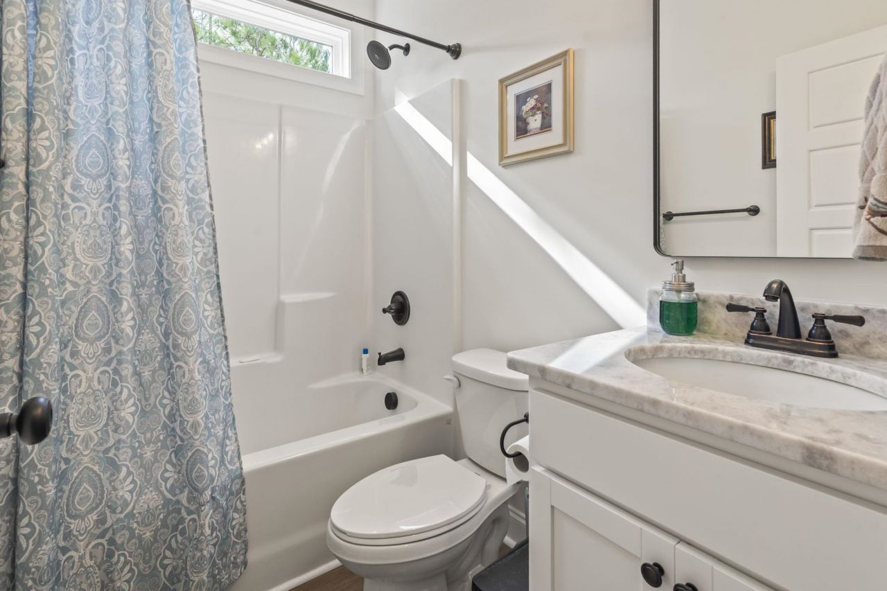 207 Putney Ct. Photo 26