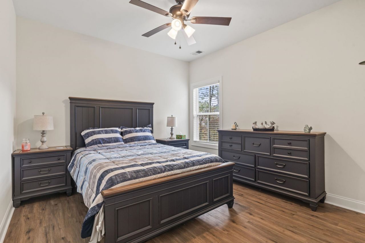 207 Putney Ct. Photo 27