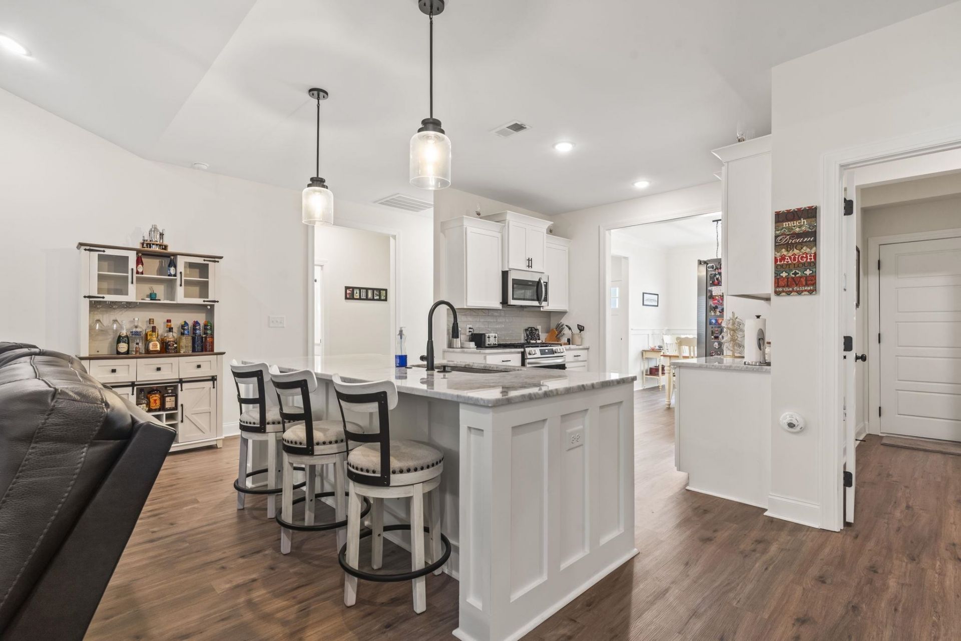 207 Putney Ct. Photo 9