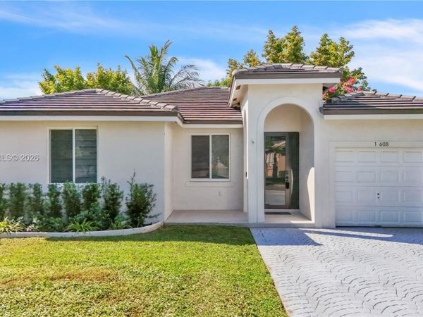 12608 SW 121st Ave , Miami, FL 33186