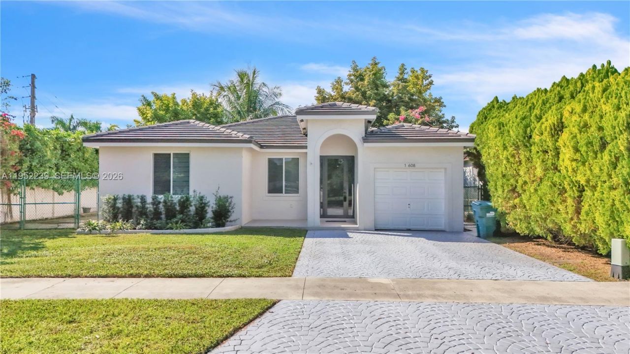 12608 SW 121st Ave , Miami, FL 33186 Photo