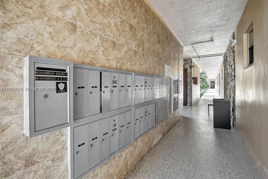 219 NE 14th Ave , Unit 107, Hallandale Beach, FL 33009 Photo