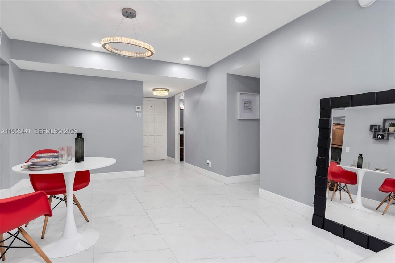 3300 Spanish Moss Ter, Unit 106, Lauderhill, FL 33319 Photo