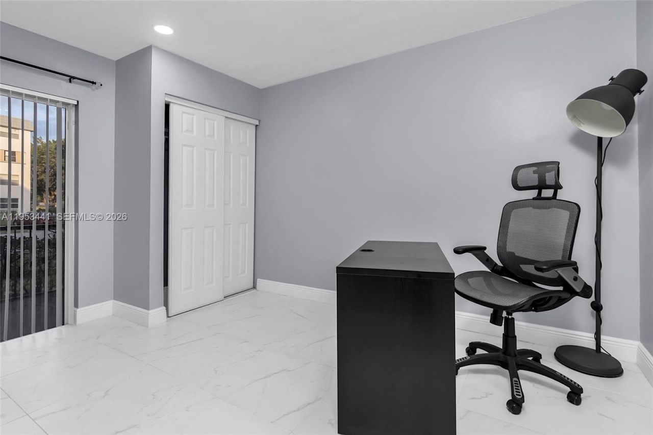 3300 Spanish Moss Ter, Unit 106, Lauderhill, FL 33319 Photo