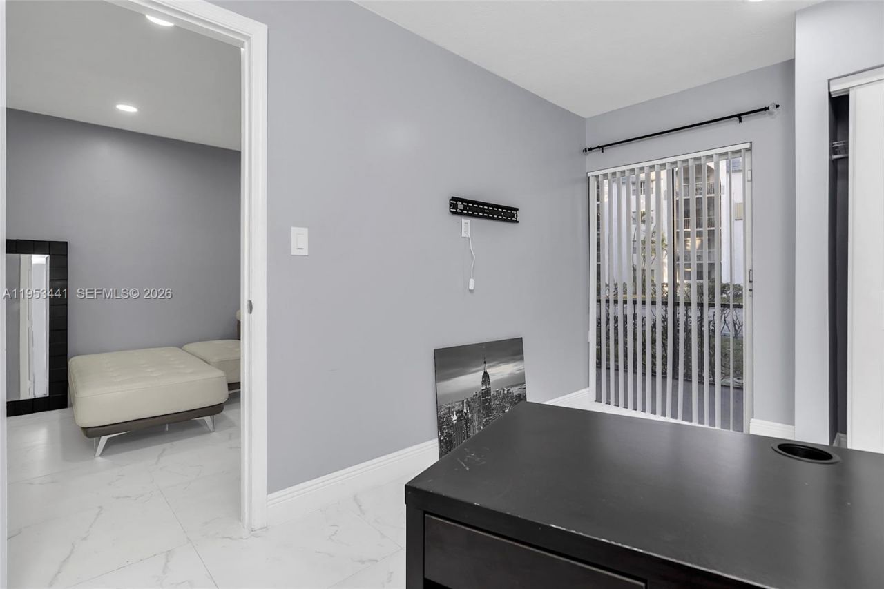 3300 Spanish Moss Ter, Unit 106, Lauderhill, FL 33319 Photo