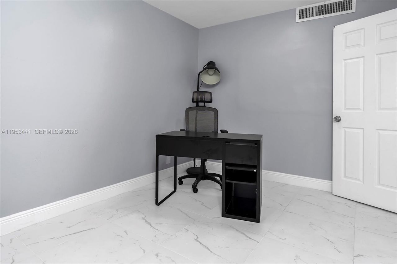 3300 Spanish Moss Ter, Unit 106, Lauderhill, FL 33319 Photo