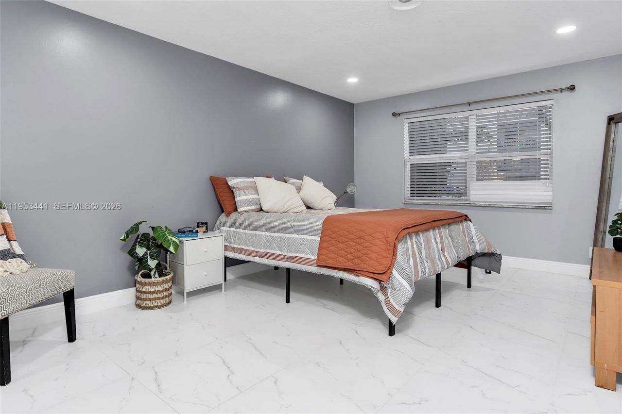 3300 Spanish Moss Ter, Unit 106, Lauderhill, FL 33319 Photo