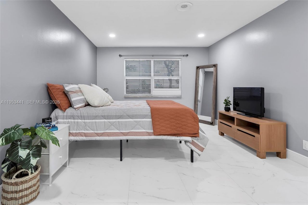 3300 Spanish Moss Ter, Unit 106, Lauderhill, FL 33319 Photo