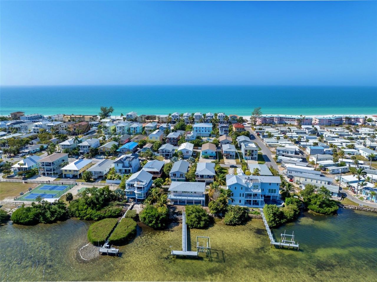2512 Avenue A, Bradenton Beach, FL 34217 Photo