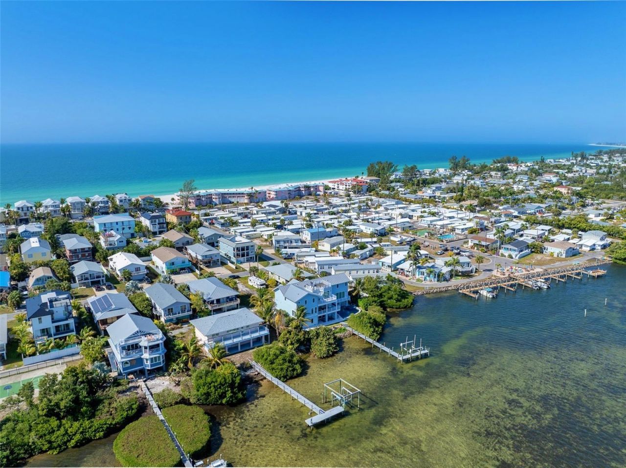 2512 Avenue A, Bradenton Beach, FL 34217 Photo