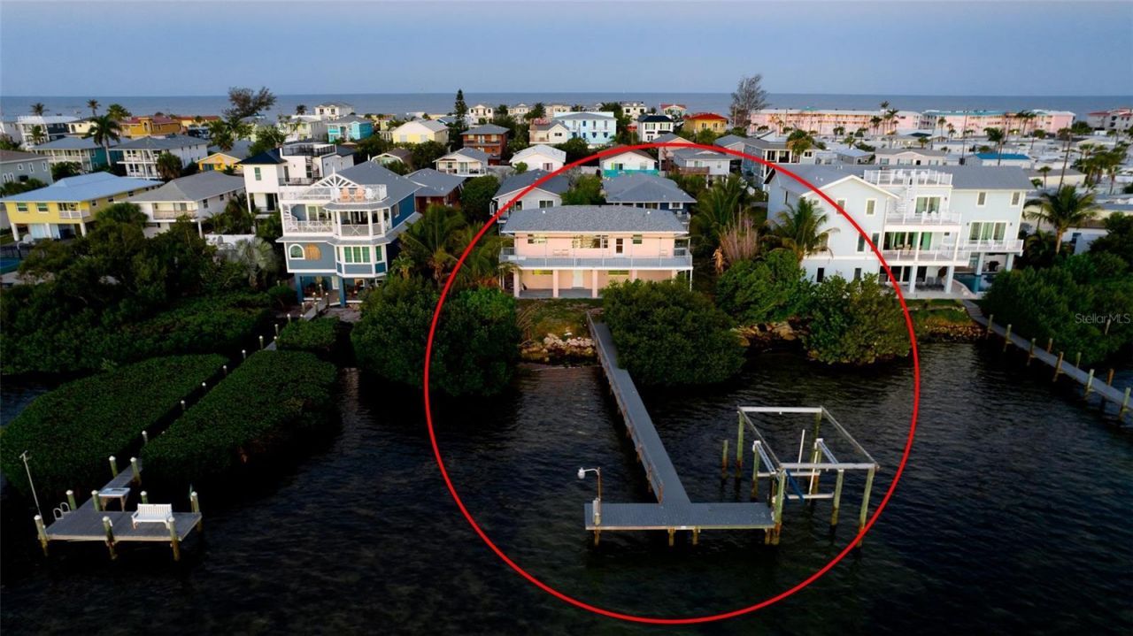 2512 Avenue A, Bradenton Beach, FL 34217 Photo