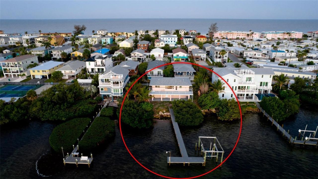 2512 Avenue A, Bradenton Beach, FL 34217 Photo