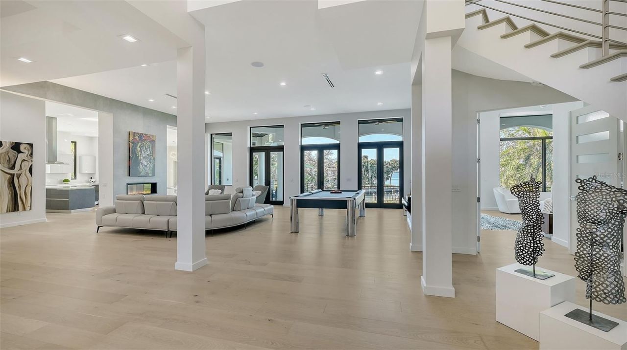 1540 Hillview Drive, Sarasota, FL 34239 Photo