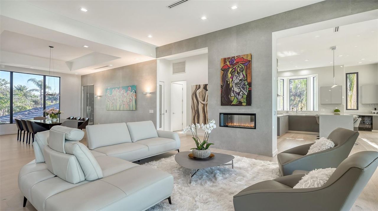 1540 Hillview Drive, Sarasota, FL 34239 Photo