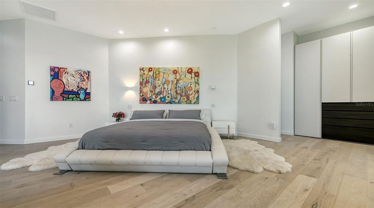 1540 Hillview Drive, Sarasota, FL 34239 Photo