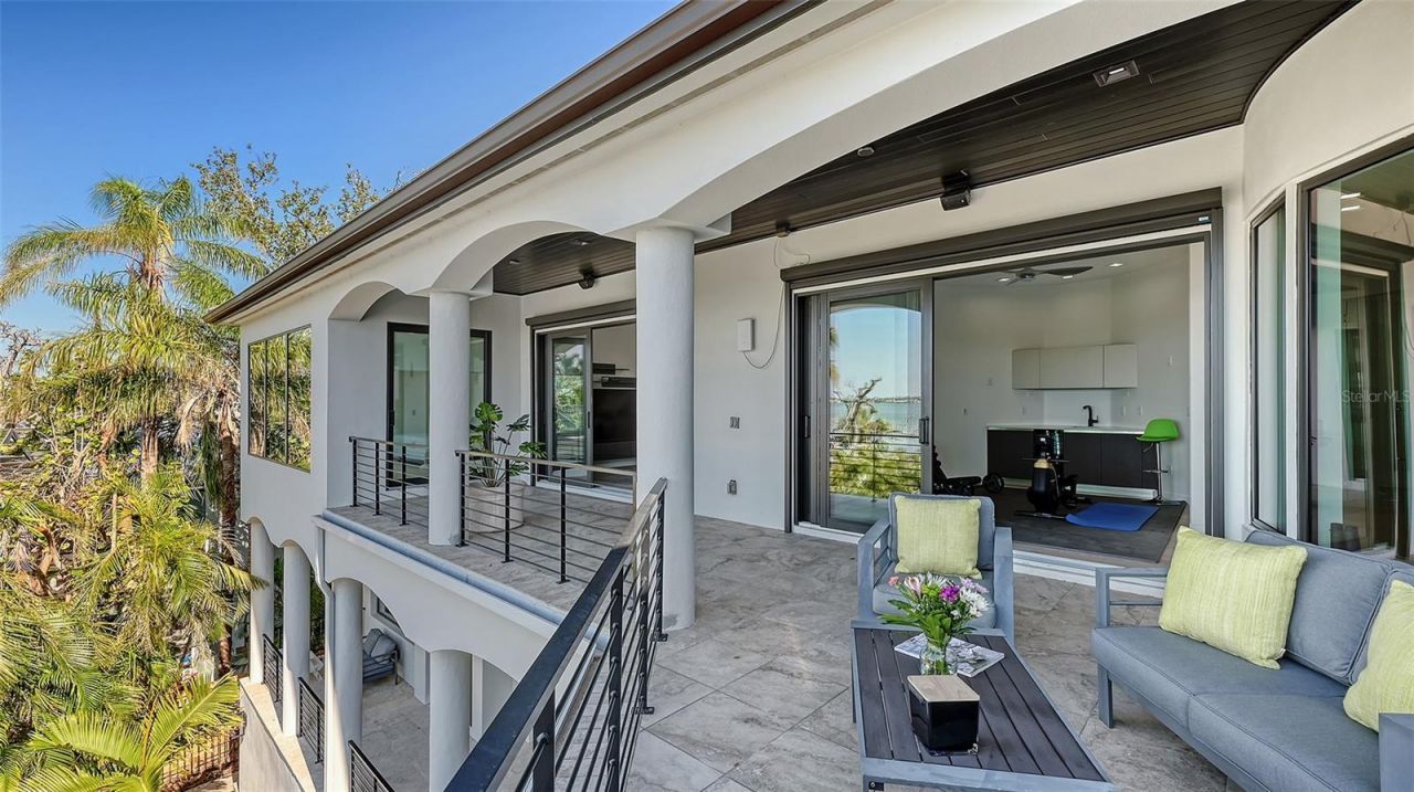 1540 Hillview Drive, Sarasota, FL 34239 Photo