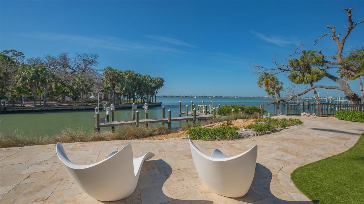 1540 Hillview Drive, Sarasota, FL 34239 Photo