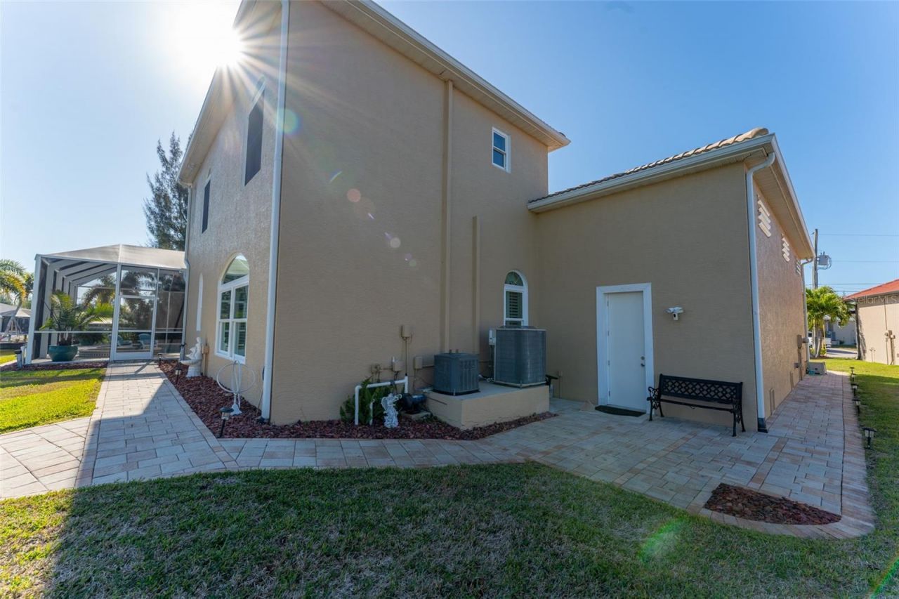 10544 Poughkeepsie Circle, Port Charlotte, FL 33981 Photo