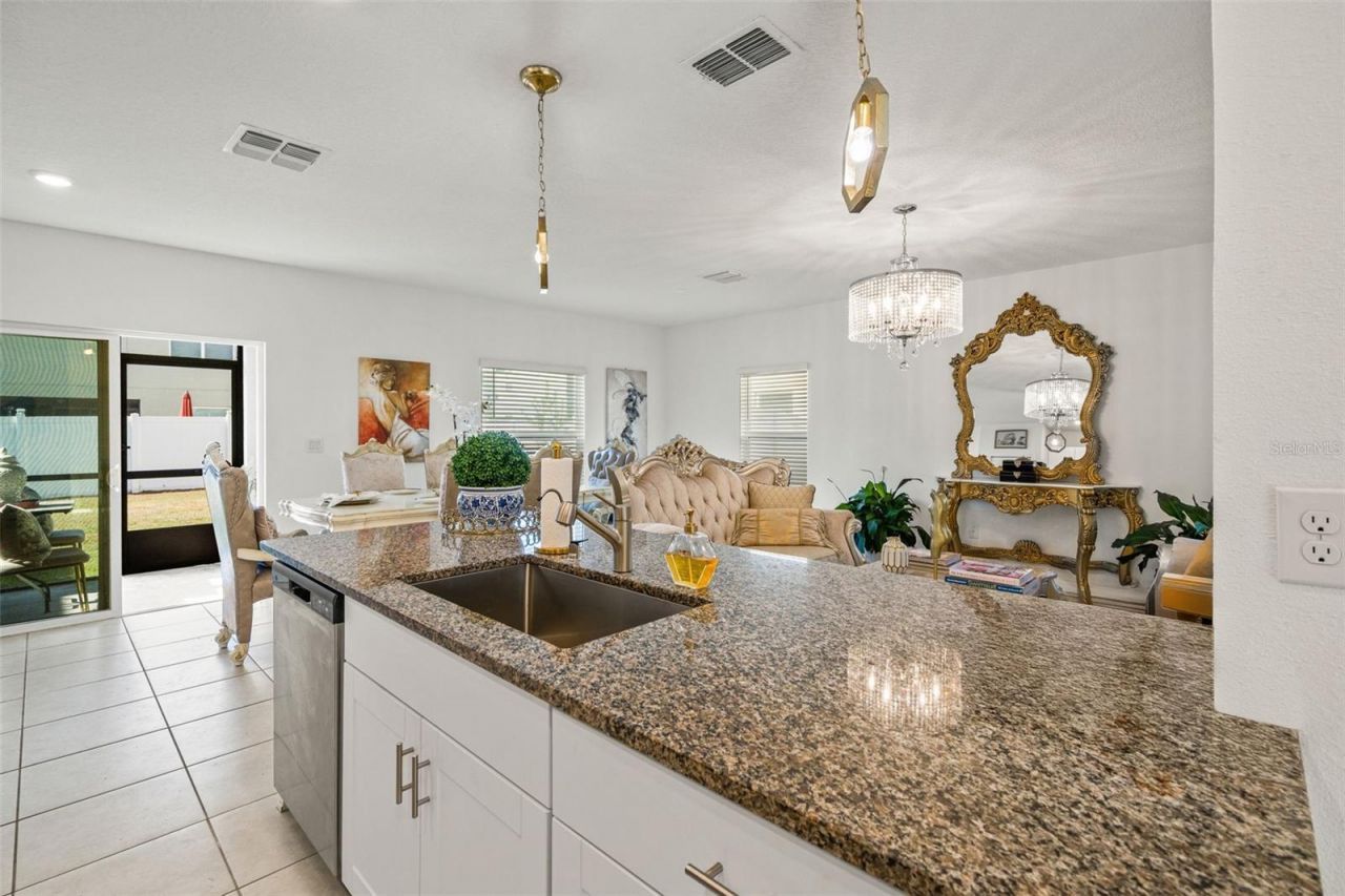 6744 Back Forty Loop, Zephyrhills, FL 33541 Photo