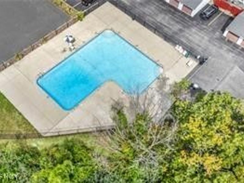 7507 Essex Drive, Mentor, OH 44060 Photo 8