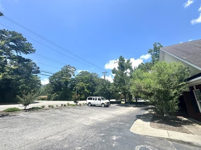 2105 Cromley Circle Photo 4