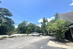 2105 Cromley Circle photo 4