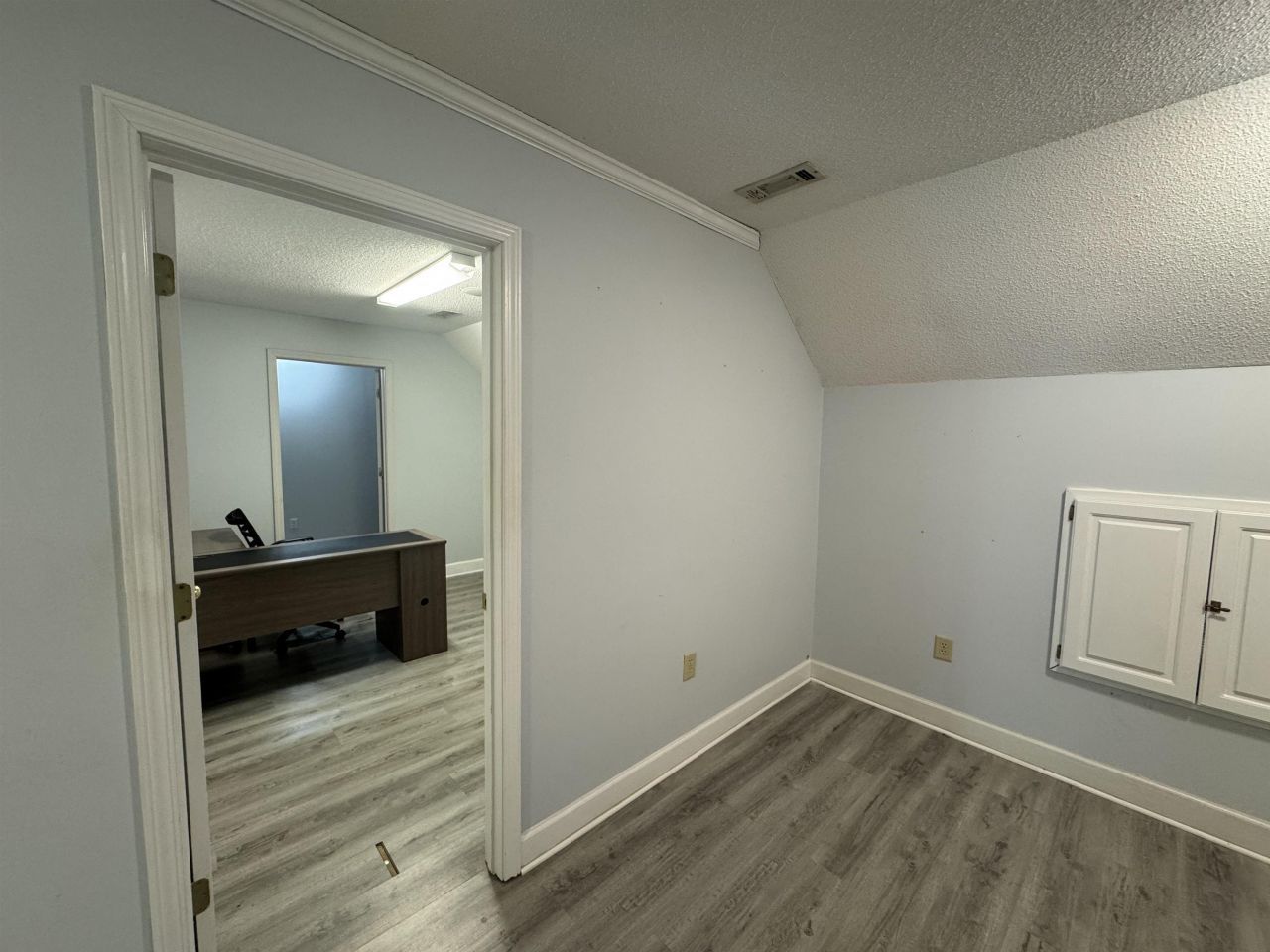 2105 Cromley Circle Photo 5