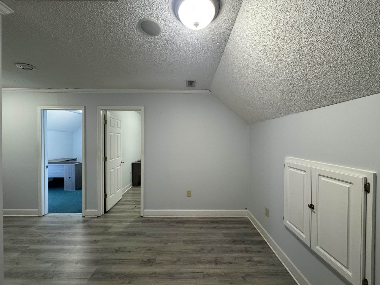 2105 Cromley Circle Photo 7