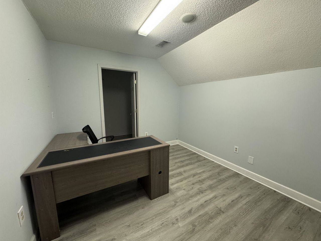 2105 Cromley Circle Photo 9