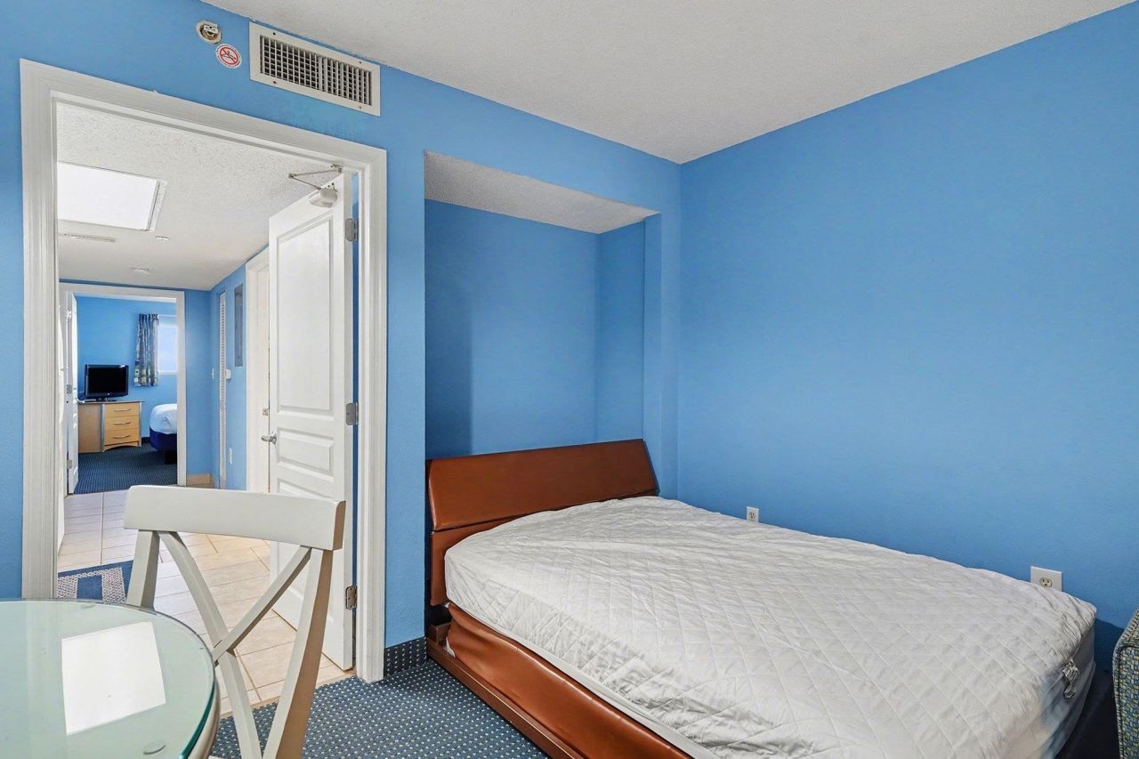 2701 S Ocean Blvd. Photo 9