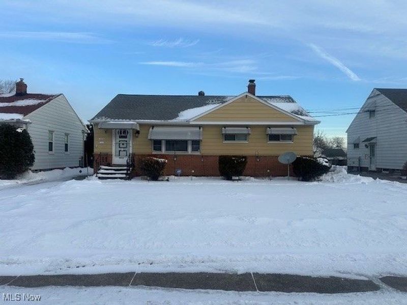 9717 Alexander Road, Garfield Heights, OH 44125 Photo 1