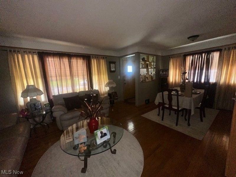 9717 Alexander Road, Garfield Heights, OH 44125 Photo 2