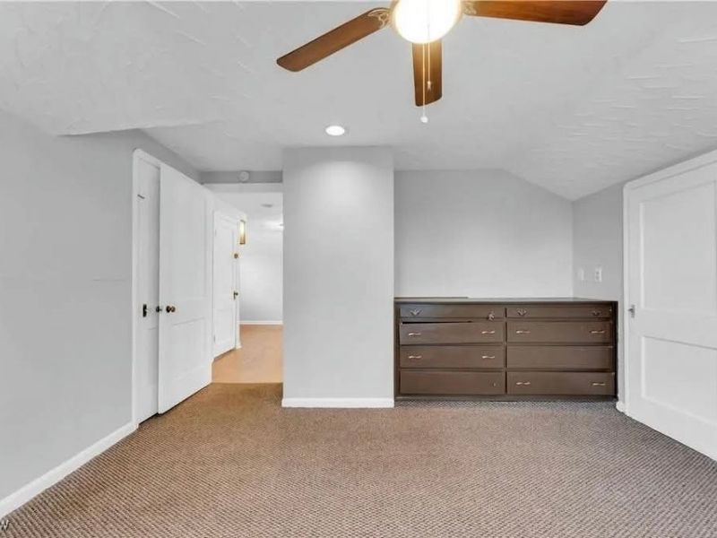 8119 Bancroft Avenue, Cleveland, OH 44105 Photo 11