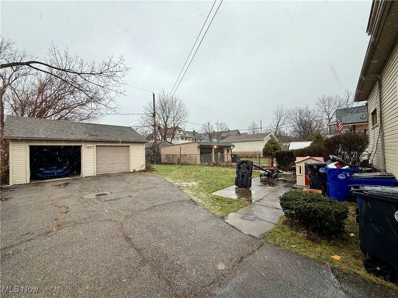 8119 Bancroft Avenue, Cleveland, OH 44105 Photo 15