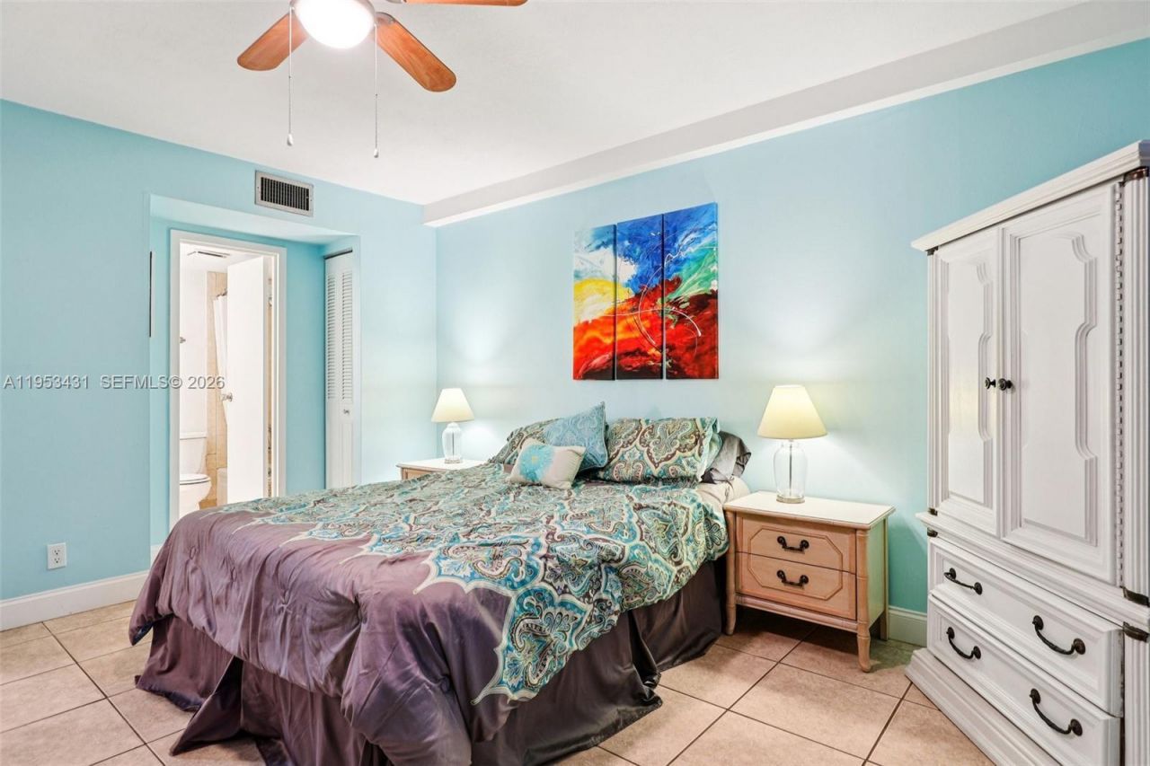 2900 NW 48th Ter, Unit 115, Lauderdale Lakes, FL 33313 Photo