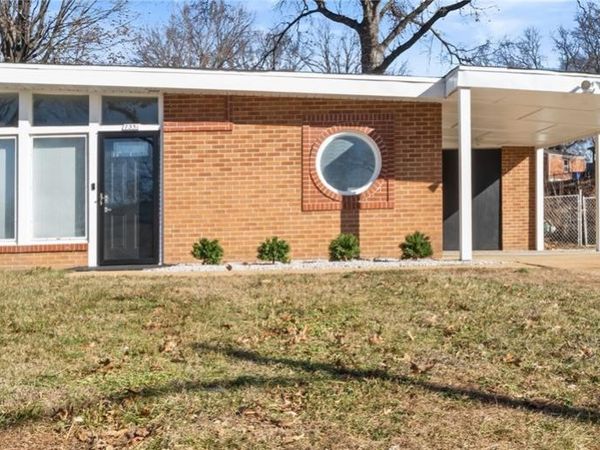 7331 Wayne Avenue, University City, MO 63130