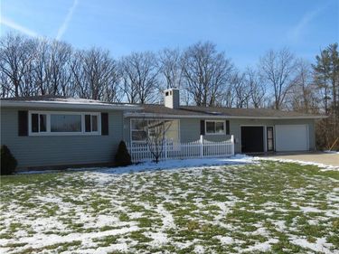 309 Hillcrest Court, Sidney, OH 45365