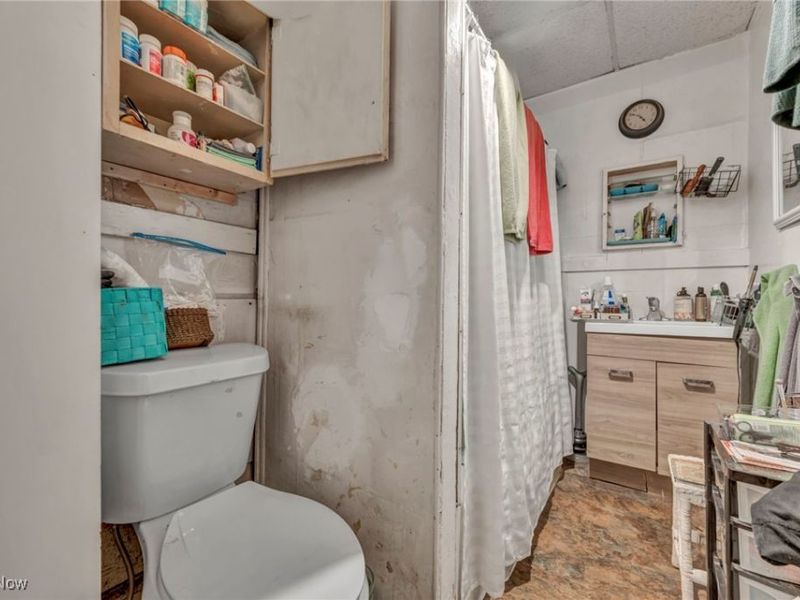 317 West Avenue, Elyria, OH 44035 Photo 13