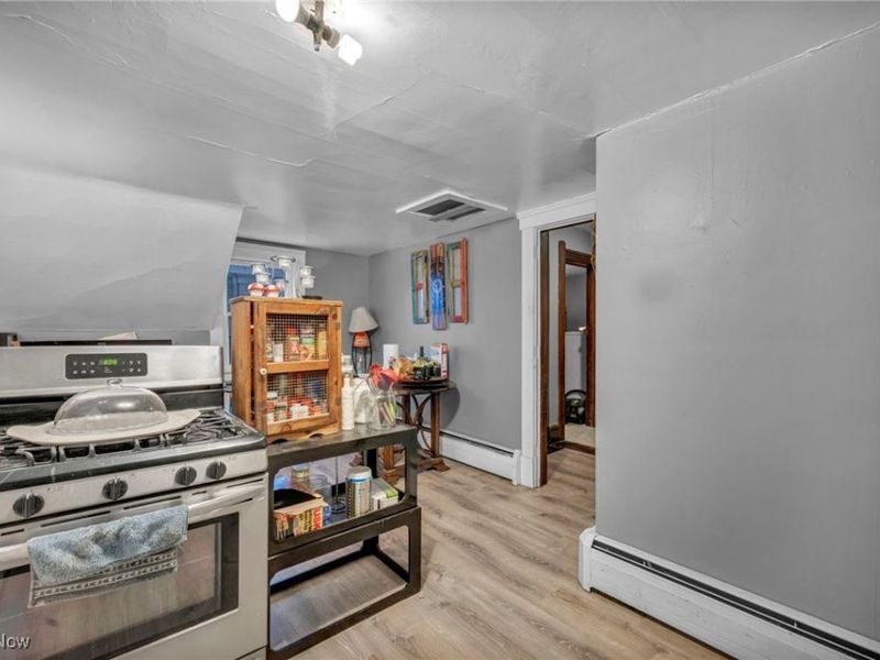 317 West Avenue, Elyria, OH 44035 Photo 20