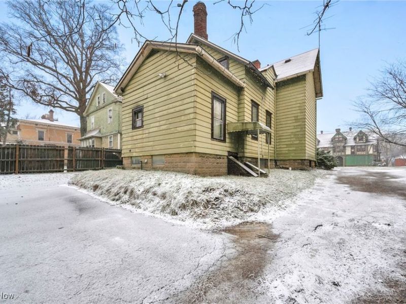 317 West Avenue, Elyria, OH 44035 Photo 7