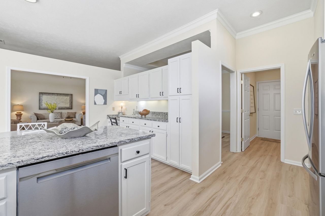 552 Wildflower Trail Photo 11