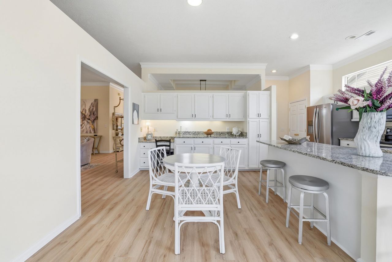 552 Wildflower Trail Photo 9