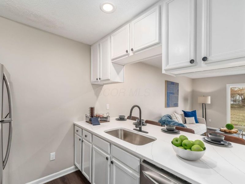 4644 Hobson Drive, Unit 13D, Columbus, OH 43228 Photo 11