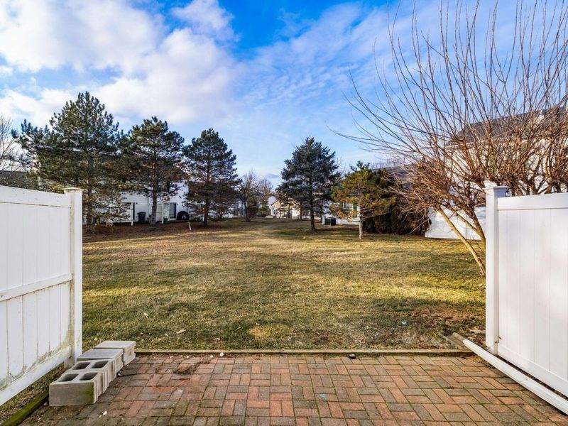 4644 Hobson Drive, Unit 13D, Columbus, OH 43228 Photo 38