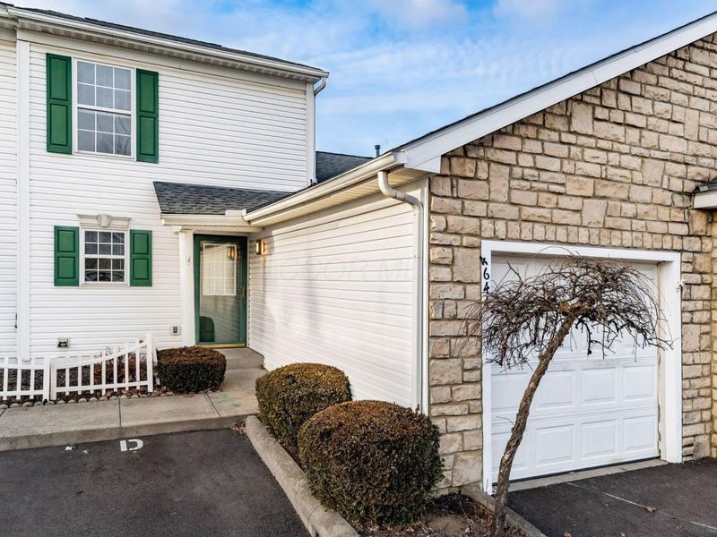 4644 Hobson Drive, Unit 13D, Columbus, OH 43228 Photo 4