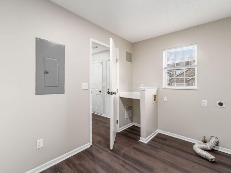 4644 Hobson Drive, Unit 13D, Columbus, OH 43228 Photo 8