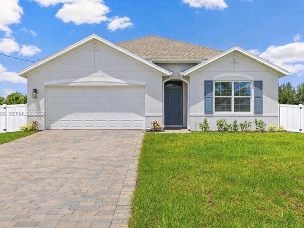 3021 N LAKEWOOD RD, La Belle, FL 33935