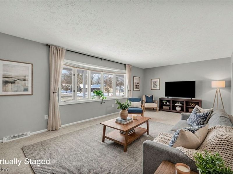 812 Westminister Drive, Brunswick, OH 44212 Photo 4