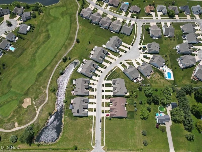 829-831 Robinson Drive, Lagrange, OH 44050 Photo 3